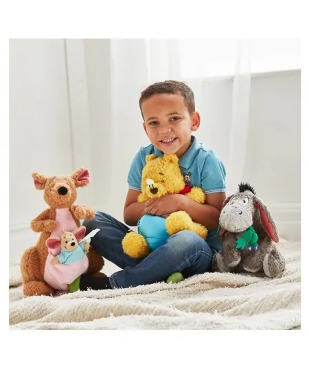 Plush Winnie The Pooh with ball Disney Store Disney Store - 4