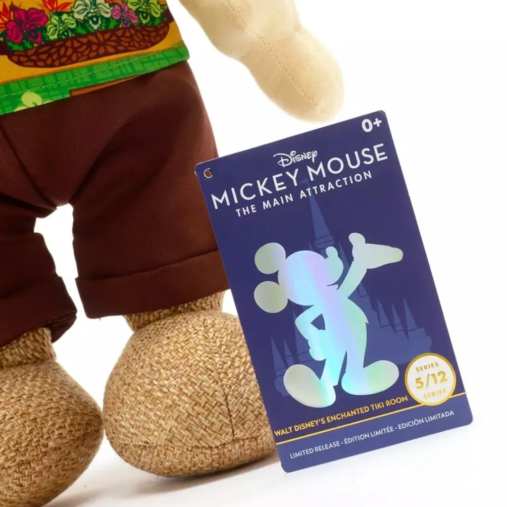 Peluche Mickey Mouse The Main Attraction Enchanted Tiki Room édition Peluche Mickey Mouse The Main Attraction Enchanted Tiki Room édition